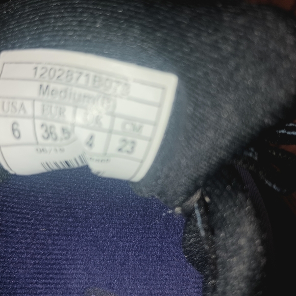 Brooks Black and Gray Running Shoes - Picture 7 of 7